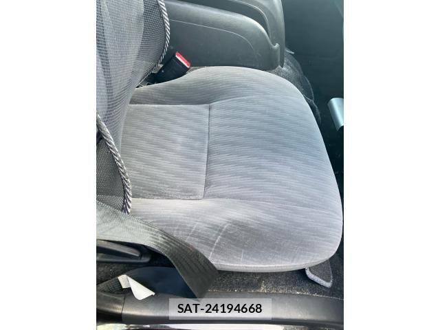 Toyota HIACE VAN 2012-09 8372298-15