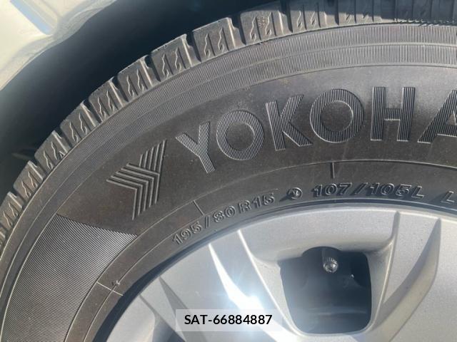 Toyota HIACE VAN 2020-10 8372293-10