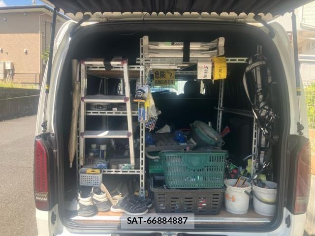 Toyota HIACE VAN 2020-10 8372293-11