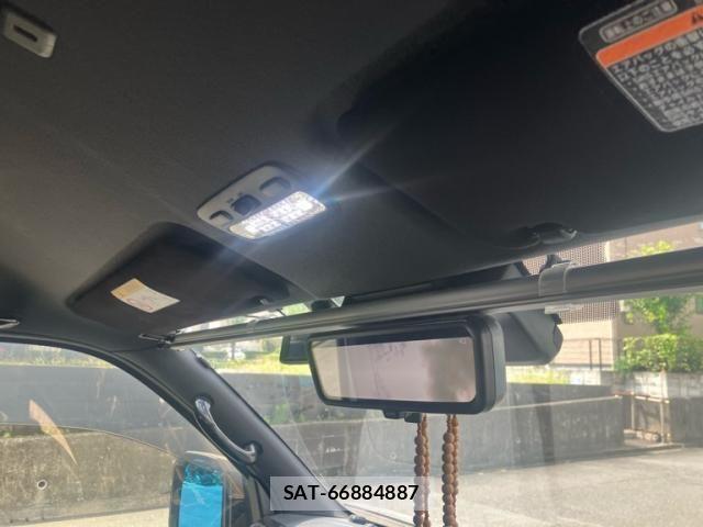 Toyota HIACE VAN 2020-10 8372293-17