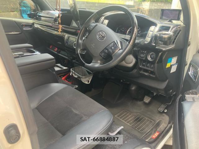 Toyota HIACE VAN 2020-10 8372293-19