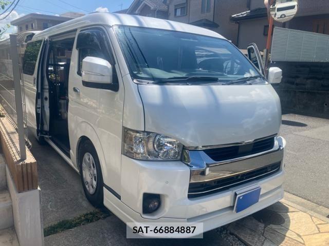 Toyota HIACE VAN 2020-10 8372293-2