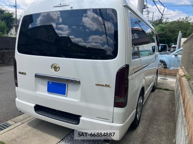 Toyota HIACE VAN 2020-10 8372293-4