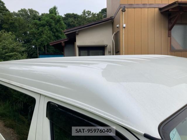 Toyota HIACE VAN 2022-05 8372295-9