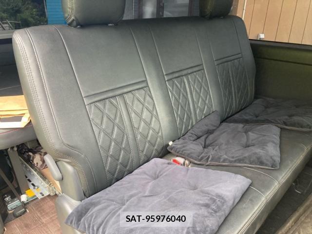 Toyota HIACE VAN 2022-05 8372295-13