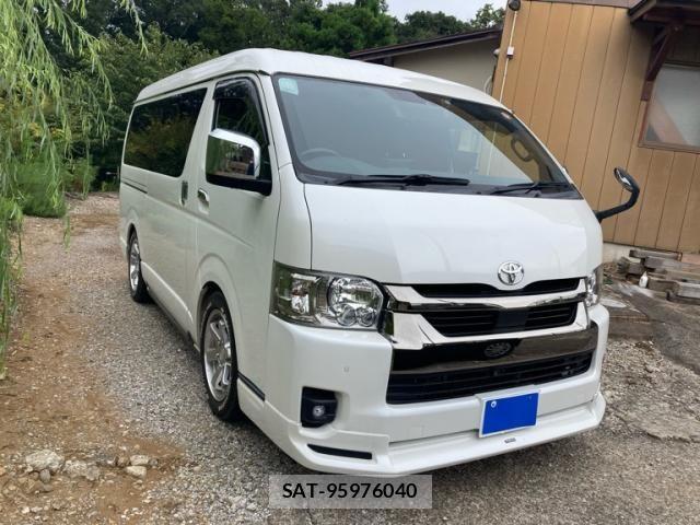 Toyota HIACE VAN 2022-05 8372295-2
