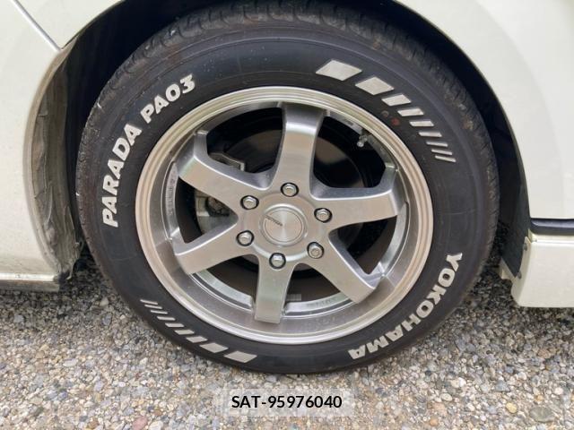 Toyota HIACE VAN 2022-05 8372295-7
