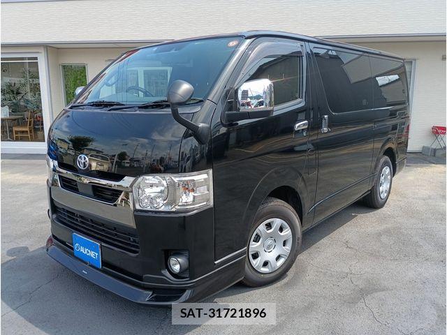 Toyota HIACE VAN 2022-04 8372299-0