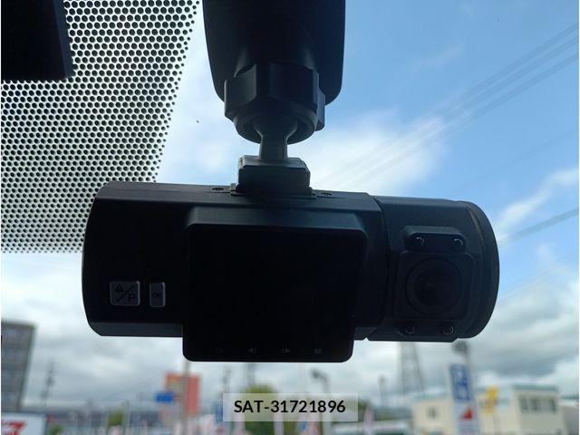 Toyota HIACE VAN 2022-04 8372299-15