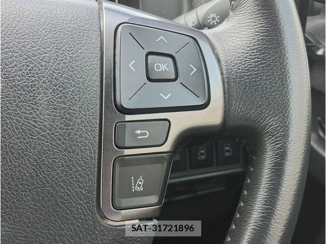 Toyota HIACE VAN 2022-04 8372299-20
