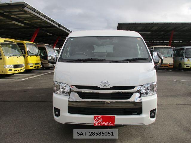 Toyota HIACE VAN 2025-07 8415504-3