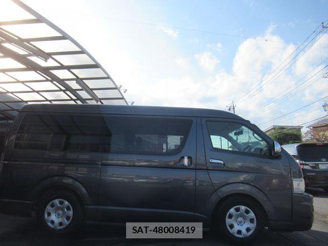 Toyota HIACE VAN 2008-03 8415532-3