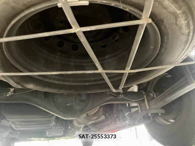 Toyota HIACE VAN 2015-12 8415531-18