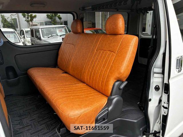 Toyota HIACE VAN 2021-04 8438994-20