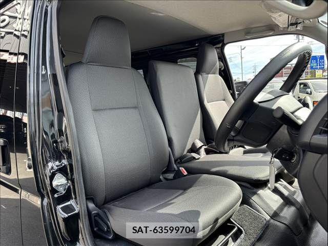 Toyota HIACE VAN 2024-03 8438692-12