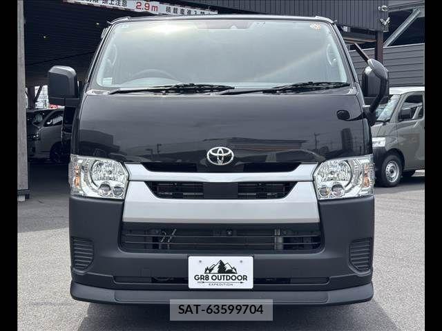 Toyota HIACE VAN 2024-03 8438692-1