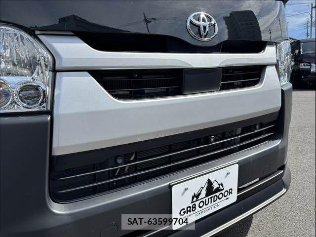 Toyota HIACE VAN 2024-03 8438692-21