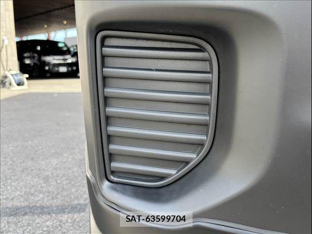 Toyota HIACE VAN 2024-03 8438692-22