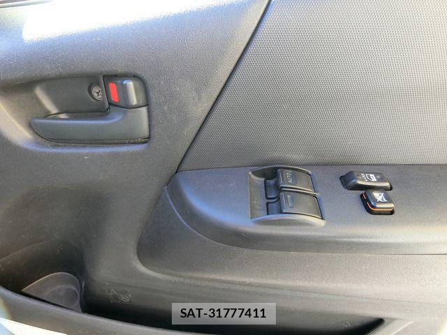 Toyota HIACE VAN 2017-01 8438995-14