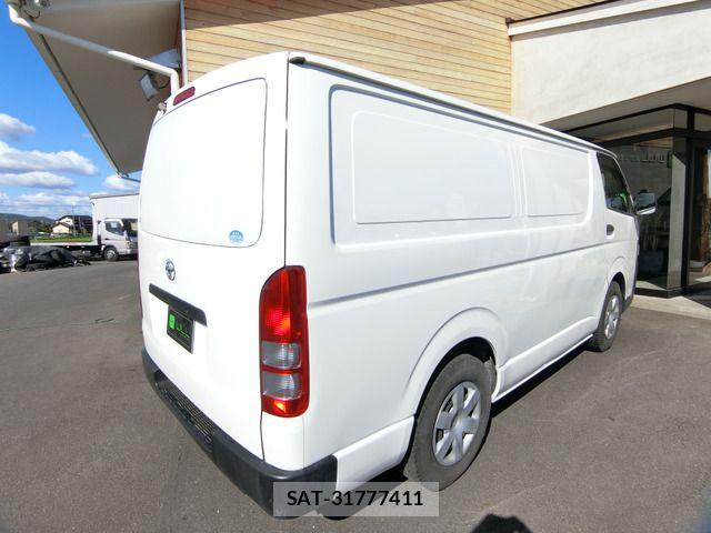 Toyota HIACE VAN 2017-01 8438995-7