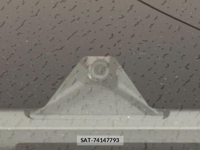 Toyota HIACE VAN 2025-06 8438990-2