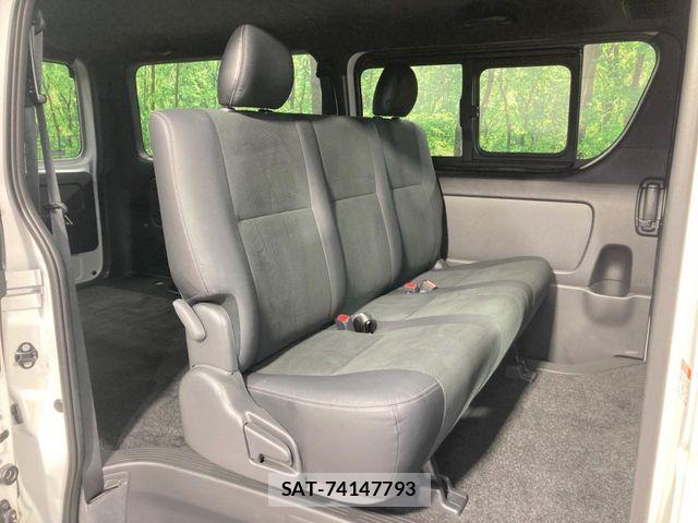 Toyota HIACE VAN 2025-06 8438990-8