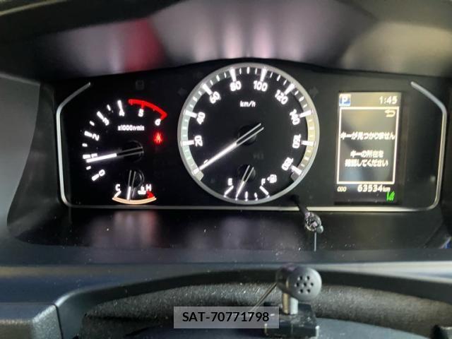 Toyota HIACE VAN 2022-06 8438992-14