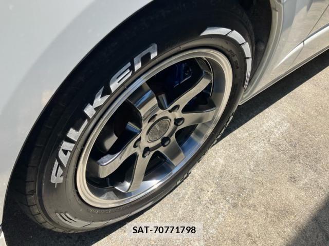 Toyota HIACE VAN 2022-06 8438992-3