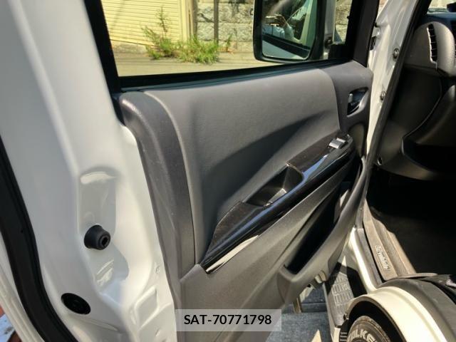 Toyota HIACE VAN 2022-06 8438992-4