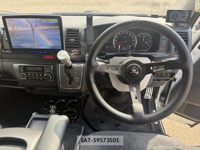Toyota HIACE VAN 2015-04 8438993-10