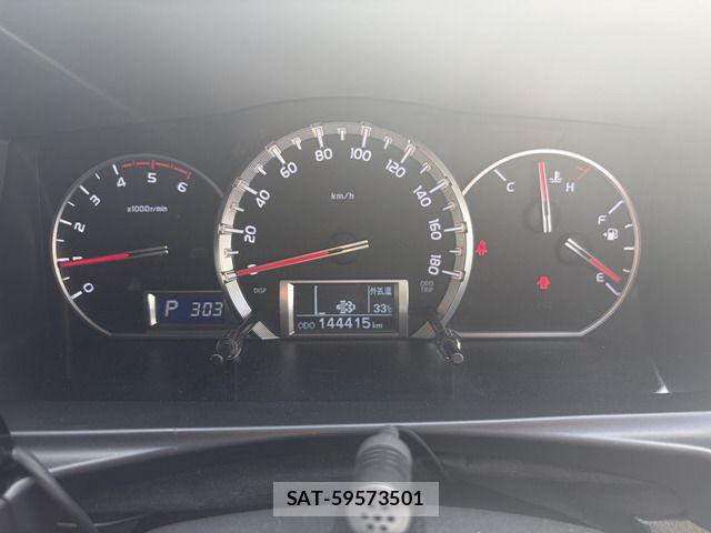Toyota HIACE VAN 2015-04 8438993-11