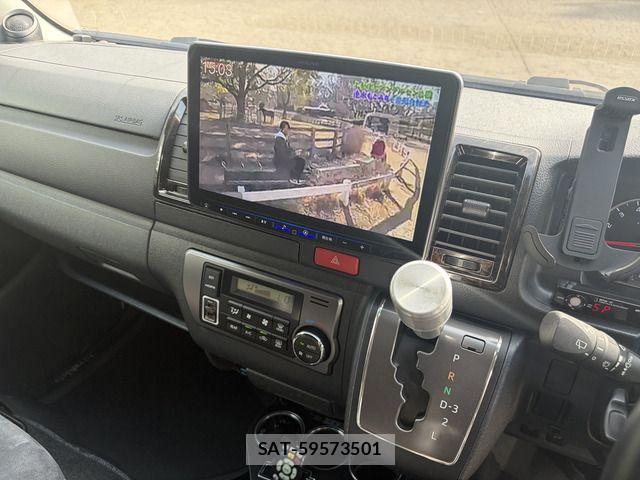 Toyota HIACE VAN 2015-04 8438993-12