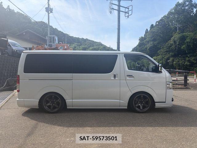 Toyota HIACE VAN 2015-04 8438993-3