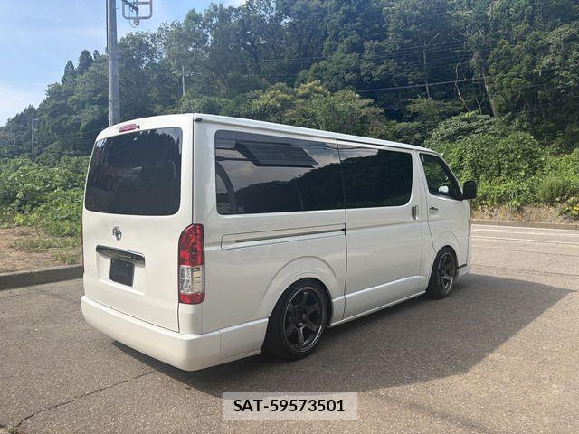 Toyota HIACE VAN 2015-04 8438993-4