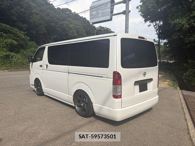 Toyota HIACE VAN 2015-04 8438993-6