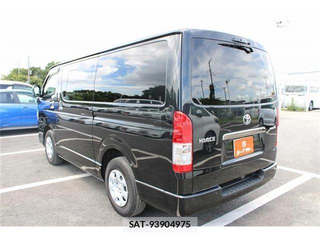 Toyota HIACE VAN 2024-05 8458646-9