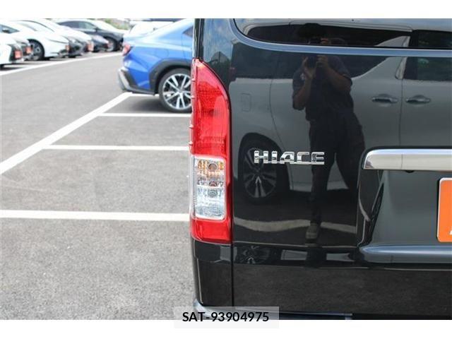 Toyota HIACE VAN 2024-05 8458646-11