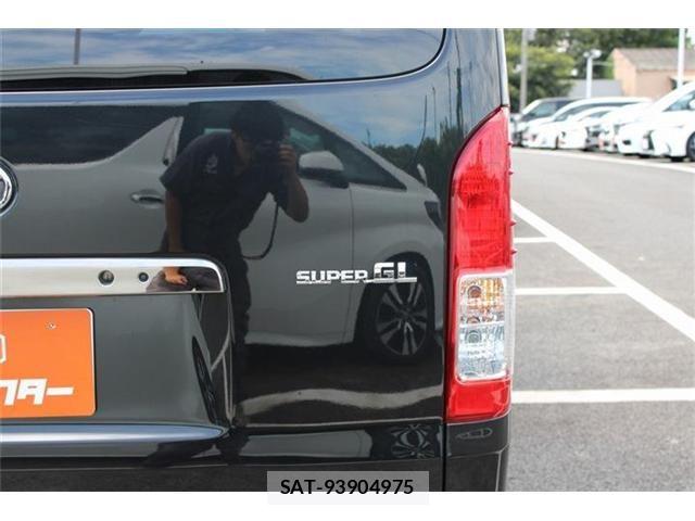 Toyota HIACE VAN 2024-05 8458646-12