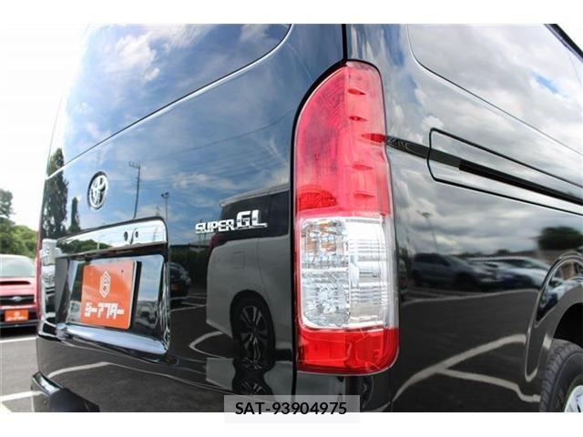 Toyota HIACE VAN 2024-05 8458646-14