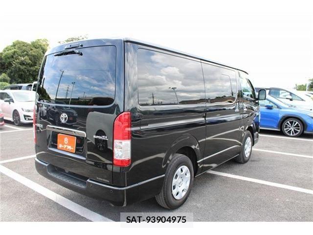 Toyota HIACE VAN 2024-05 8458646-15