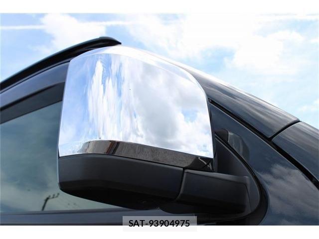 Toyota HIACE VAN 2024-05 8458646-17