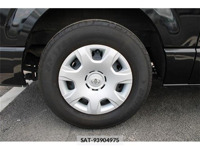 Toyota HIACE VAN 2024-05 8458646-20
