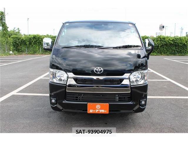 Toyota HIACE VAN 2024-05 8458646-2
