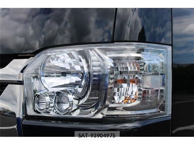 Toyota HIACE VAN 2024-05 8458646-6