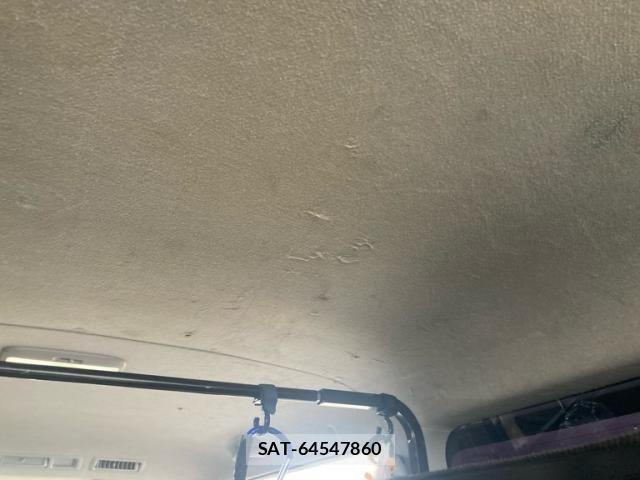 Toyota HIACE VAN 2017-02 8486194-16