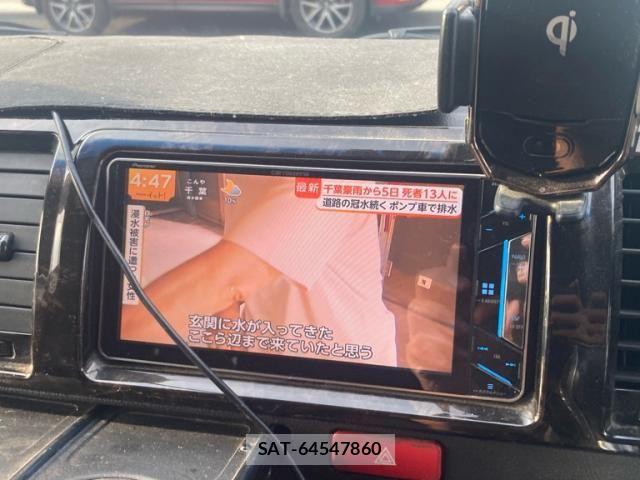 Toyota HIACE VAN 2017-02 8486194-22