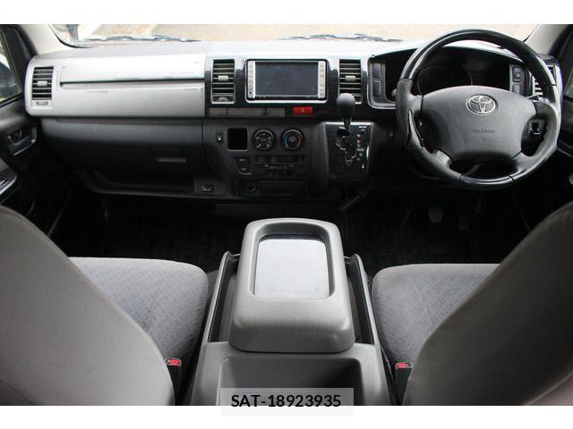 Toyota HIACE VAN 2010-04 8527869-17