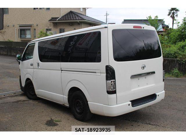 Toyota HIACE VAN 2010-04 8527869-5