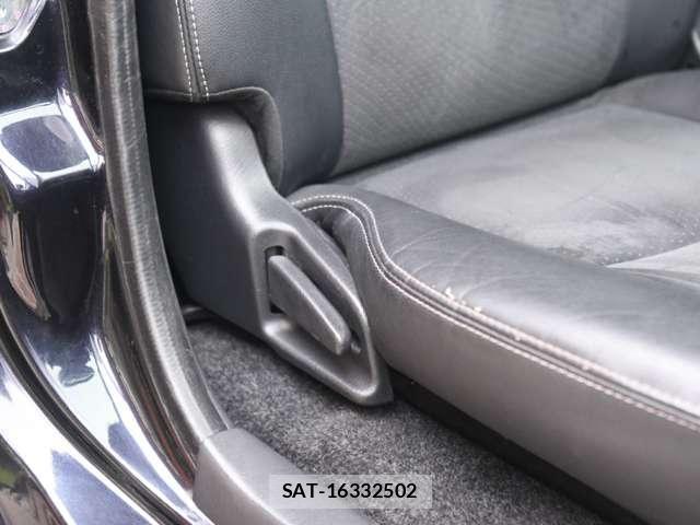 Toyota HIACE VAN 2016-06 8527864-23