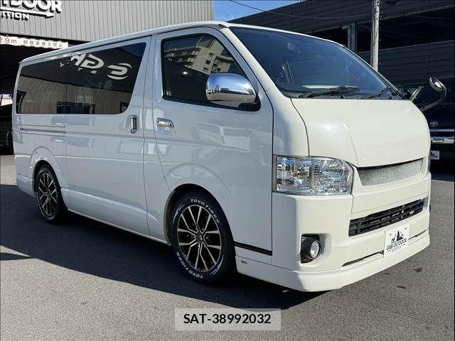 Toyota HIACE VAN 2014-11 8527867-10